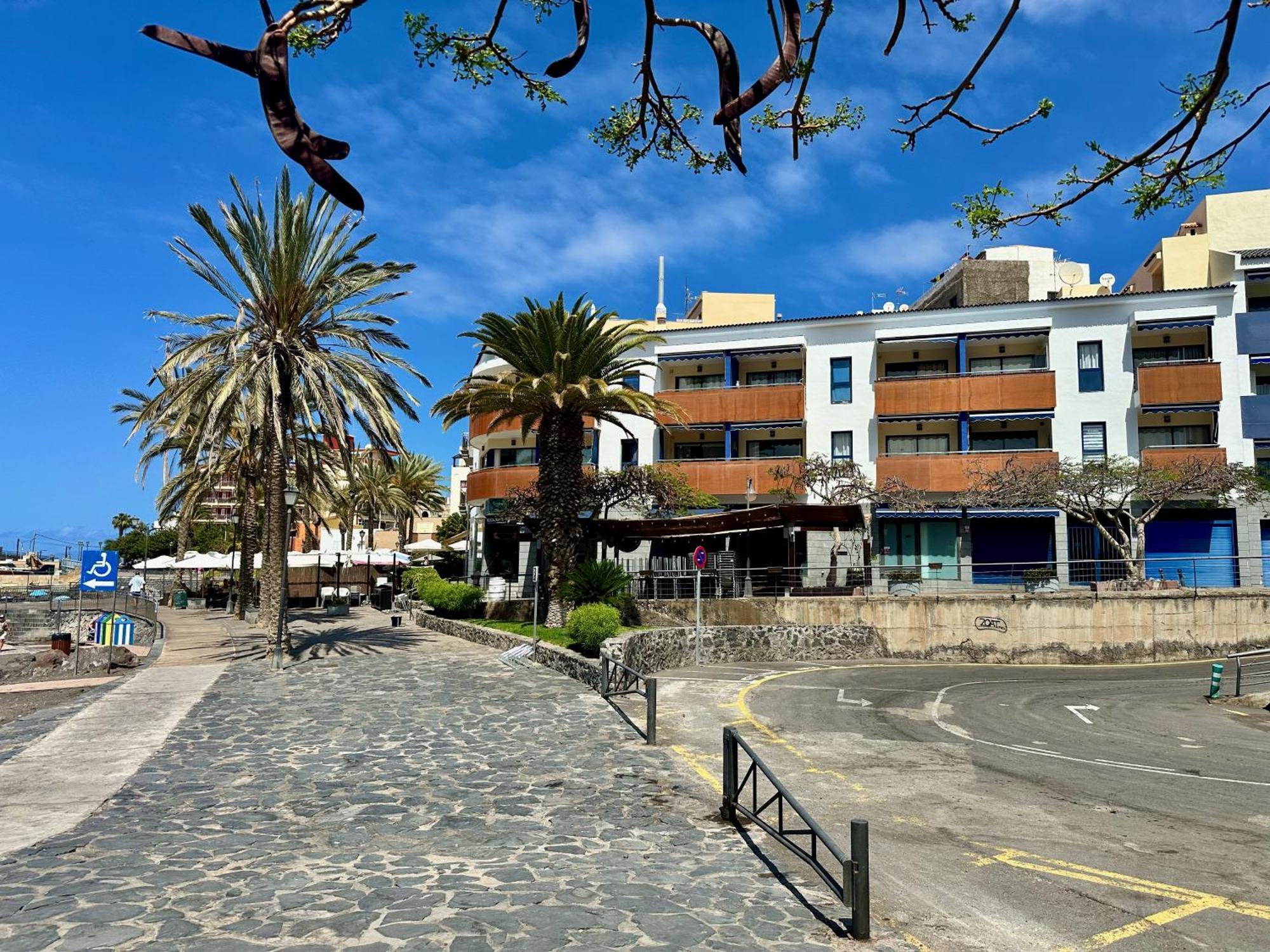 Pambnb - Chic Beachside Apartment Playa San Juan Екстер'єр фото