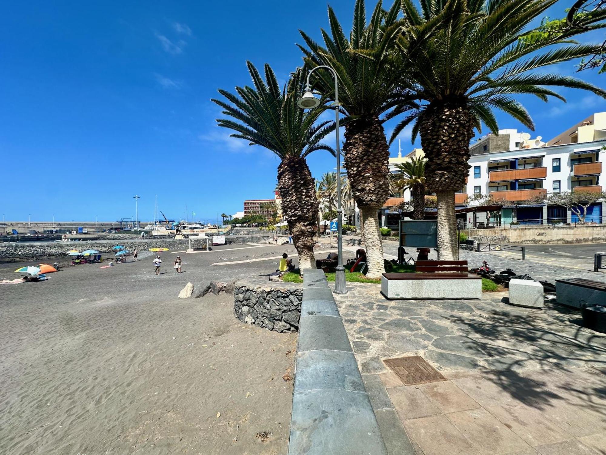 Pambnb - Chic Beachside Apartment Playa San Juan Екстер'єр фото